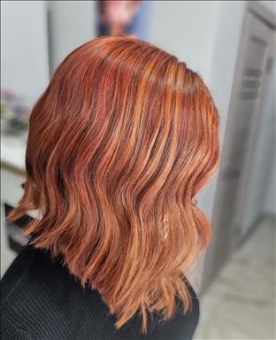 سالن زیبایی سالن زیبایی آندیا فلاح  در  کرج