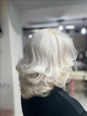 سالن زیبایی سالن زیبایی مادمازل  در  مشهد