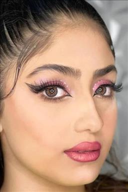 سالن زیبایی سالن VIP عروس مهرآرا  در  یزد