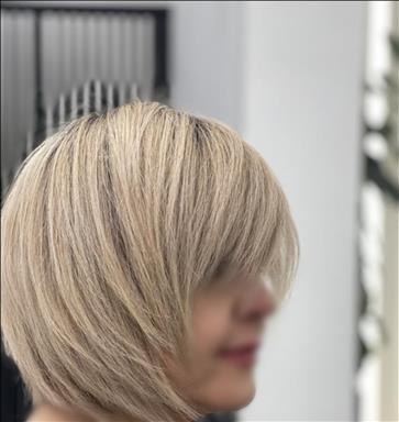 سالن زیبایی کلینیک تخصصی رنگ و مش مریم ذاکری  در  تهران