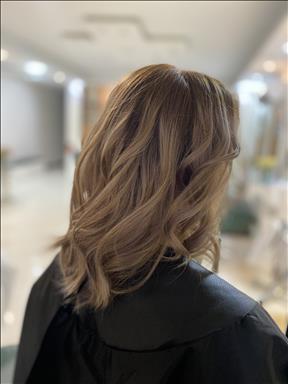 سالن زیبایی مرکز تخصصی رنگ و تراپی مو وستا  در  شهر ری