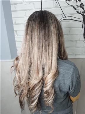 سالن زیبایی سالن زیبایی نگاه خاص  در  قم