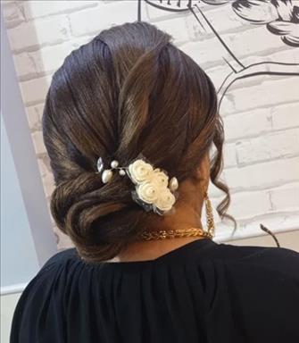 سالن زیبایی سالن زیبایی نگاه خاص  در  قم