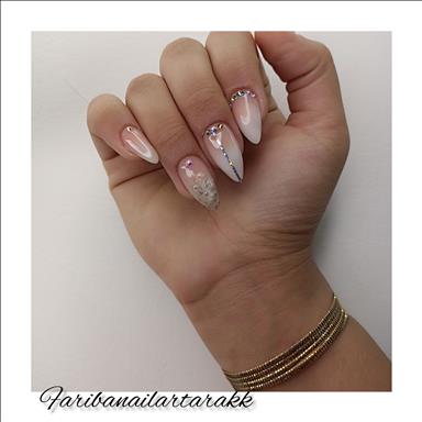 سالن زیبایی آموزشگاه فنی حرفه ای فریبا  در  اراک