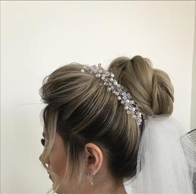 سالن زیبایی سالن تخصصی زیبایی دختران  در  اندیشه