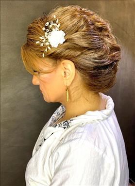 سالن زیبایی سالن زیبایی رخ طلایی  در  تهران