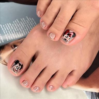 سالن زیبایی خدمات ناخن نگین نیل  در  تهران