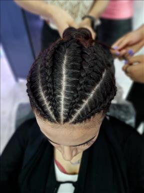 سالن زیبایی زیبایی سوزان  در  نیشابور