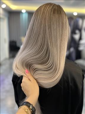 سالن زیبایی خدمات رنگ و لایت شایلین  در  مشهد