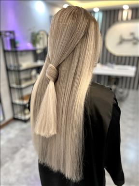 سالن زیبایی خدمات رنگ و لایت شایلین  در  مشهد