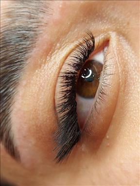 سالن زیبایی نسرین تقیلو   در  تهران