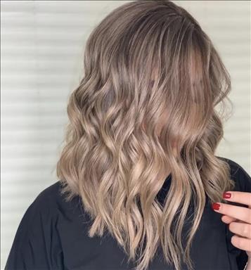 سالن زیبایی سالن زیبایی آرزو ضیافتی  در  مشهد