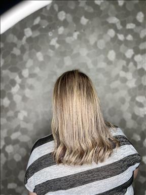 سالن زیبایی سالن زیبایی مستانه یوسفی  در  رشت