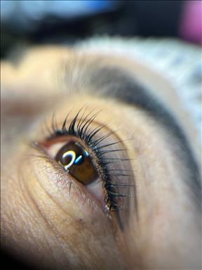 سالن زیبایی مرکز تخصصی کوتاهی مو حافظی  در  مشهد