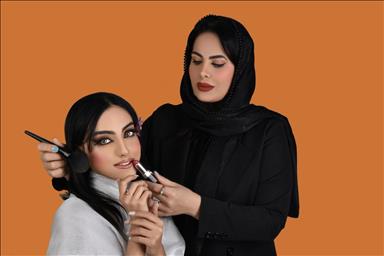 سالن زیبایی سالن زیبایی تکتم عجمی  در  مشهد