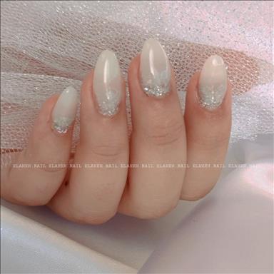 سالن زیبایی کاشت ناخن الا  در  زابل