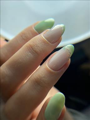 سالن زیبایی خدمات ناخن پردیس  در  آمل