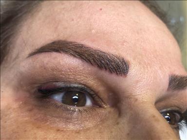 سالن زیبایی آموزشگاه آندریا (عروسکده برنا)  در  فریدونکنار