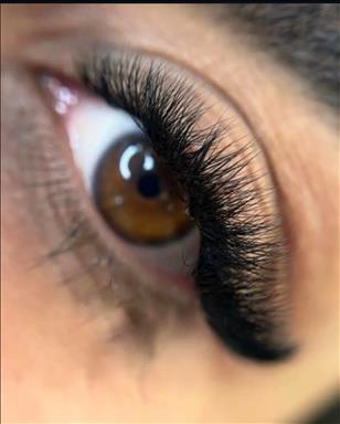 سالن زیبایی آکادمی زیبایی فرانک رئوف  در  مشهد