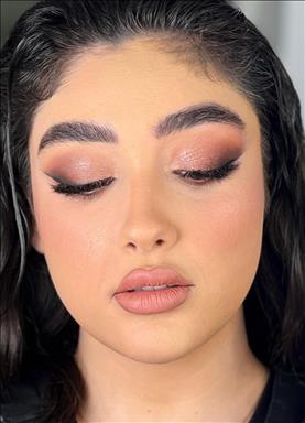 سالن زیبایی سالن زیبایی آیگین  در  مشهد