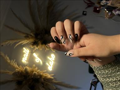 سالن زیبایی کاشت ناخن الهه افخم  در  مشهد