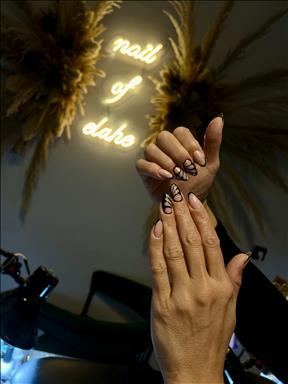 سالن زیبایی کاشت ناخن الهه افخم  در  مشهد