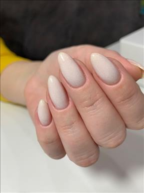 سالن زیبایی کاشت ناخن نگین حسینی  در  مشهد