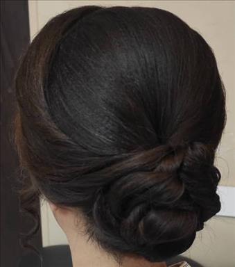 سالن زیبایی سیاه و سپید  در  اراک