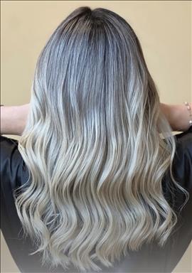 سالن زیبایی رنگ و لایت و درمان مو آزاده آزموده  در  مشهد