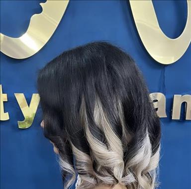 سالن زیبایی زیبایی اریانا  در  قائم شهر