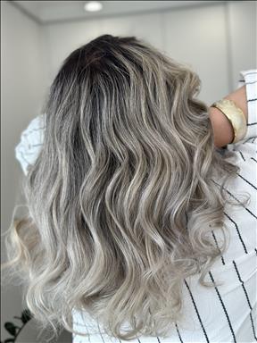 سالن زیبایی عروس سرای دینا  در  قزوین