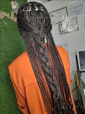 سالن زیبایی آموزشگاه و زیبایی سمیه خواجه پور  در  زاهدان