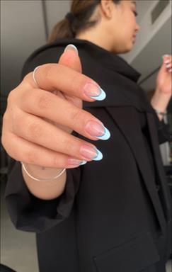 سالن زیبایی سالن عروس مونا محبی  در  کرج