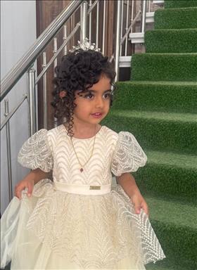 سالن زیبایی سالن زیبایی سروناز   در  نی ‌ریز