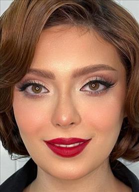 سالن زیبایی میکاپ آرتیست اصفهان  در  اصفهان