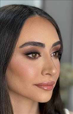 سالن زیبایی میکاپ آرتیست اصفهان  در  اصفهان