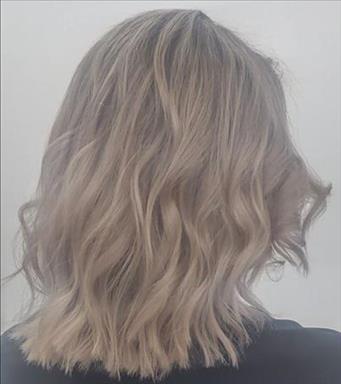 سالن زیبایی خدمات رنگ و لایت مو امیرانی  در  تهران