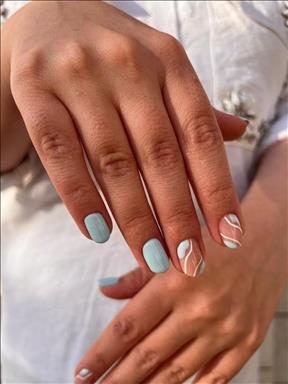 سالن زیبایی کاشت ناخن سحر گلمکانی  در  مشهد