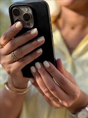 سالن زیبایی کاشت ناخن سحر گلمکانی  در  مشهد