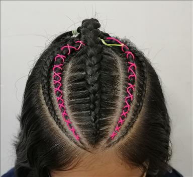 سالن زیبایی آموزشگاه وسالن زیبایی کیانا  در  چناران