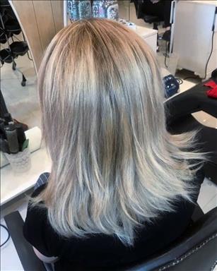 سالن زیبایی سالن زیبایی مریم ذاکری  در  گرگان