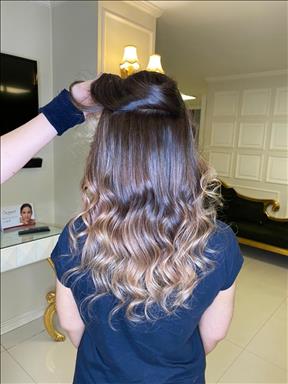 سالن زیبایی زیبایی ردگونه  در  مشهد