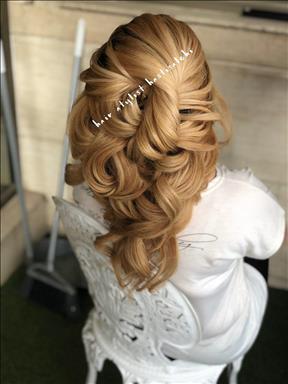 سالن زیبایی سالن زیبایی هستی صالحی  در  کرمان