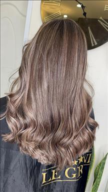 سالن زیبایی عروس سرای گیسوم  در  شهریار