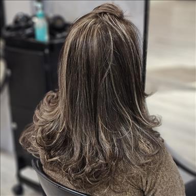 سالن زیبایی آکادمی هاله(شیدخت سابق)  در  مشهد