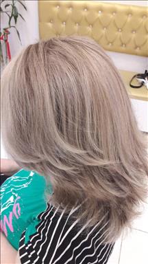 سالن زیبایی سالن زیبایی مهناز سلطانی  در  اصفهان