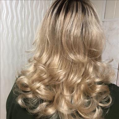 سالن زیبایی آموزشگاه و موسسه زیبایی روژین  در  شهر ری