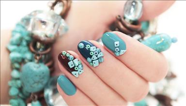 سالن زیبایی آموزشگاه و عروس سرای صورتگر ناز  در  تهران