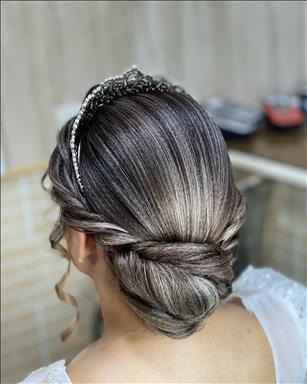 سالن زیبایی دلوین  در  کاشمر