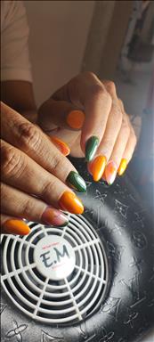 سالن زیبایی دلوین  در  کاشمر